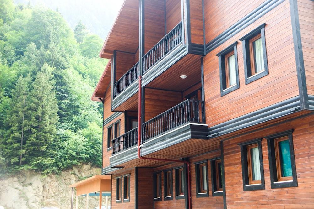 Ravza Otel Uzungoel Exterior photo