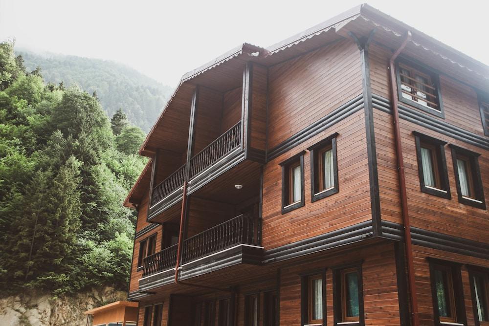Ravza Otel Uzungoel Exterior photo